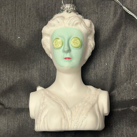 Stress Free Cucumber mask ornament - Picture 1 of 4